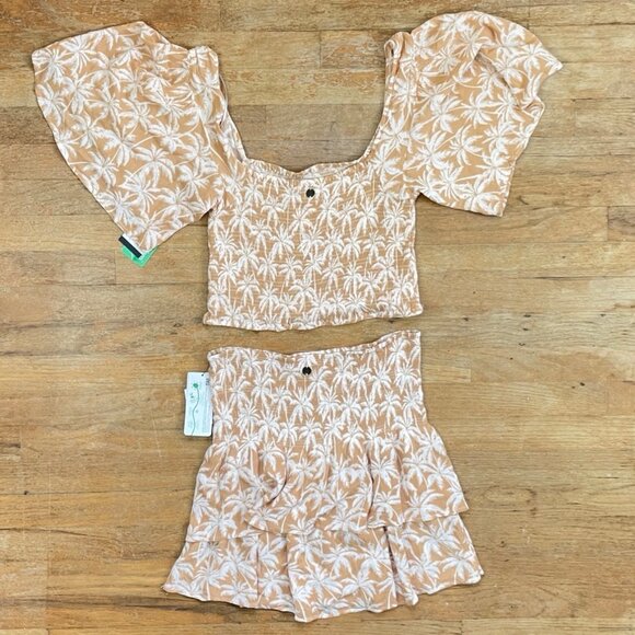 Rip Curl Outfit Set Size XL NEW Crop Top Mini Skirt Smocked Stretch Palm Tree - Picture 6 of 10